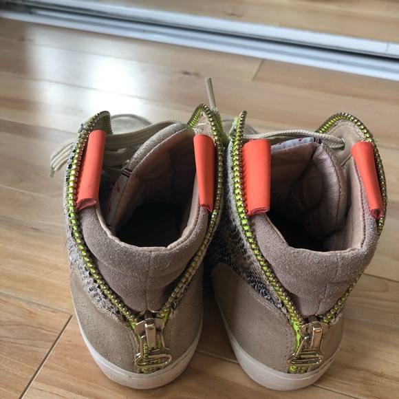 ASH hightop neon/animal print running shoes - Picture 9 of 11